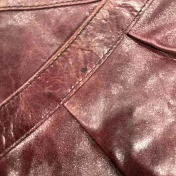 VTG LATICO USA Cherry Red  Distressed Leather Shoulder Hobo Tote Handbag - Picture 4 of 10